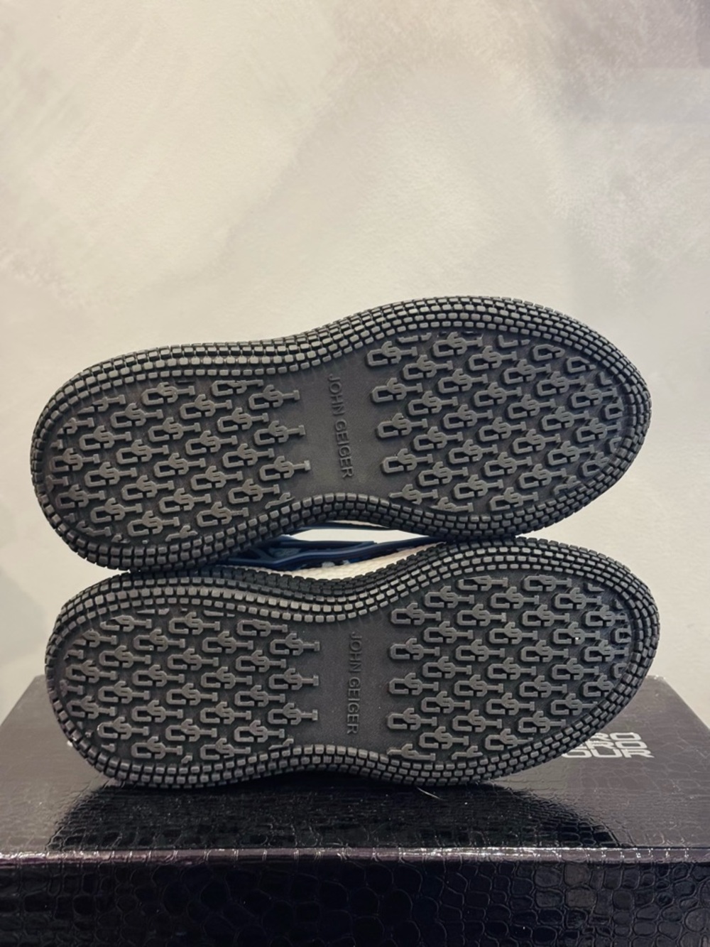 John Geiger 004 Arctic Blue sz 5 DS! - Picture 6 of 6